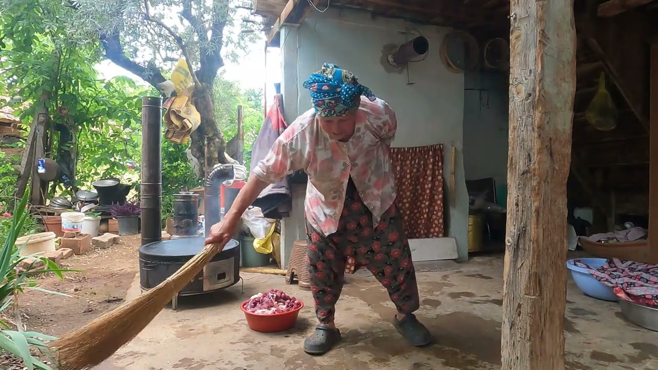 Köyde ananemin evinde mangal yaptık. village life  köy hayatı