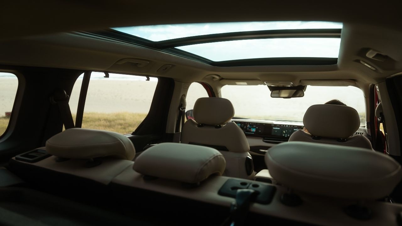 Tata Sierra | Window over aisle