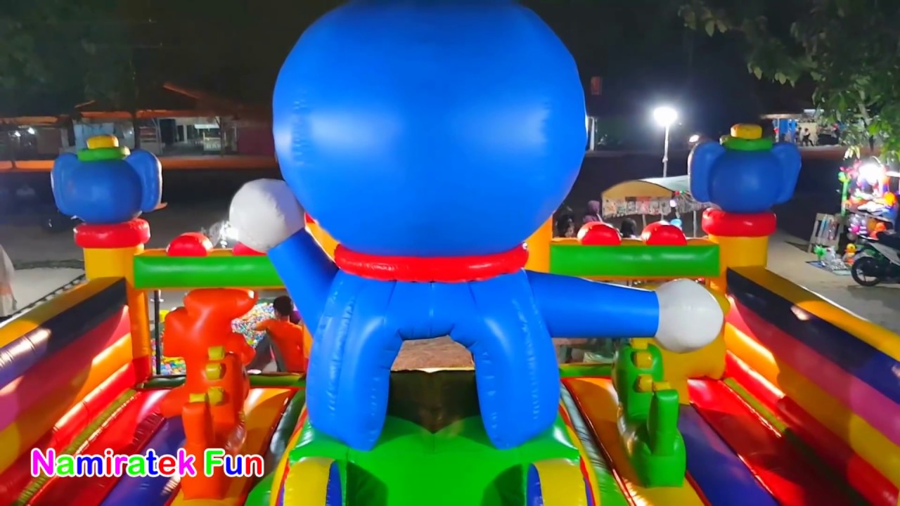 #2 bermain di Istana Balon Doraemon Odong-odong Mainan Anak banyak teman Kids Pool Fun Baloon Castle