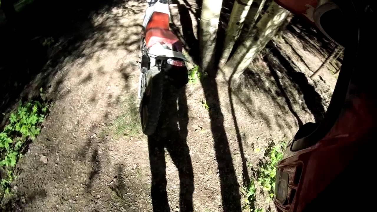 Testiss&auml; Helkama AX 50cc