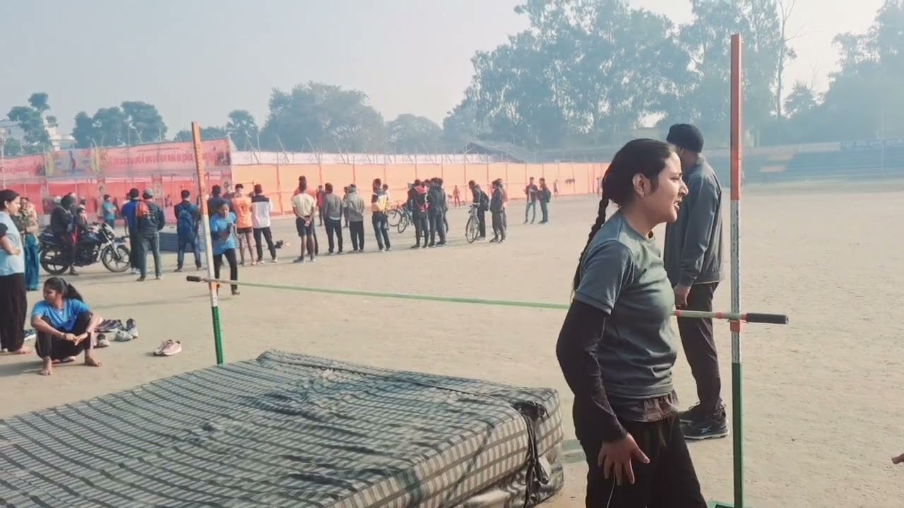 Girls 3 feet se 4 feet high jump viral video # Bihar police 🚨🚓