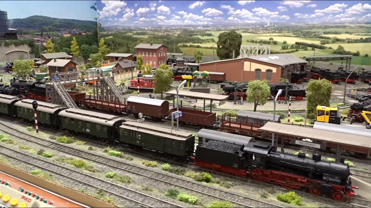 Okiem na makietę - zestaw startowy z BR13 521 od firmy FLEISCHMANN #631081