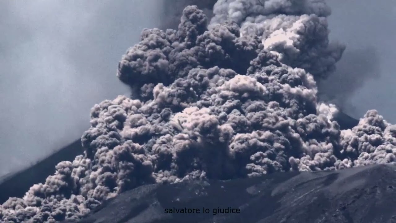 ETNA -DA LINGUAGLOSSA - FLUSSO PIROCLASTICO DAL CRATERE SUDEST-ETNA 02-06-2025