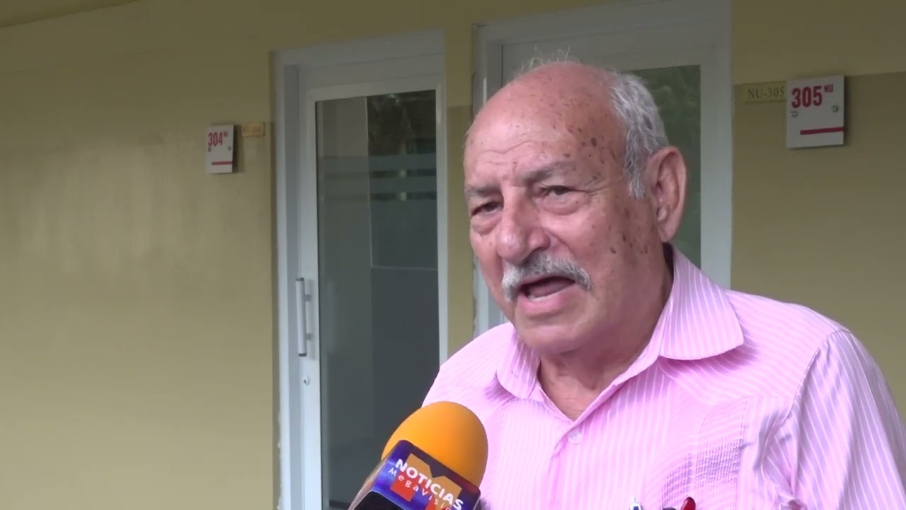 Juristas dicen Abinader viola ley al mantener director policial en el cargo
