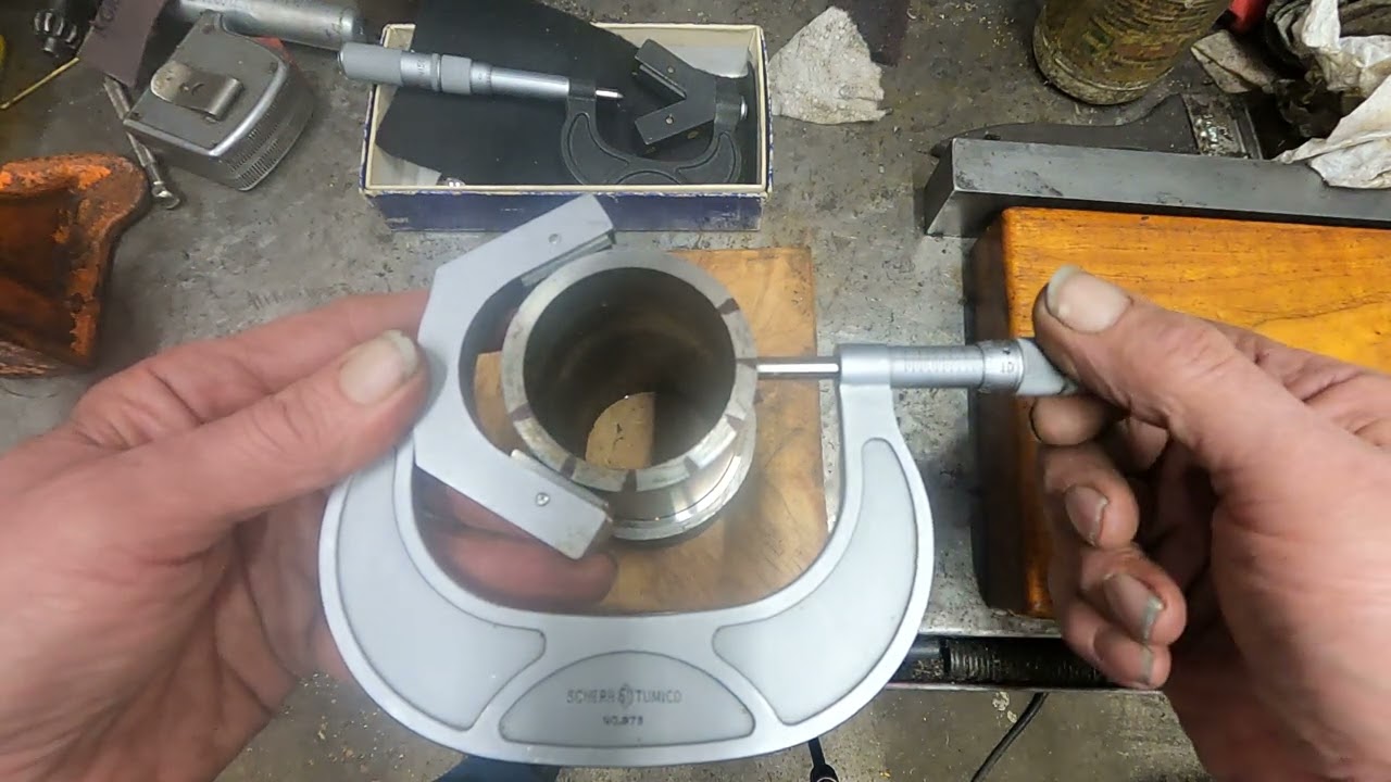 Bearing in mind accuracy of rotation lathe spindle