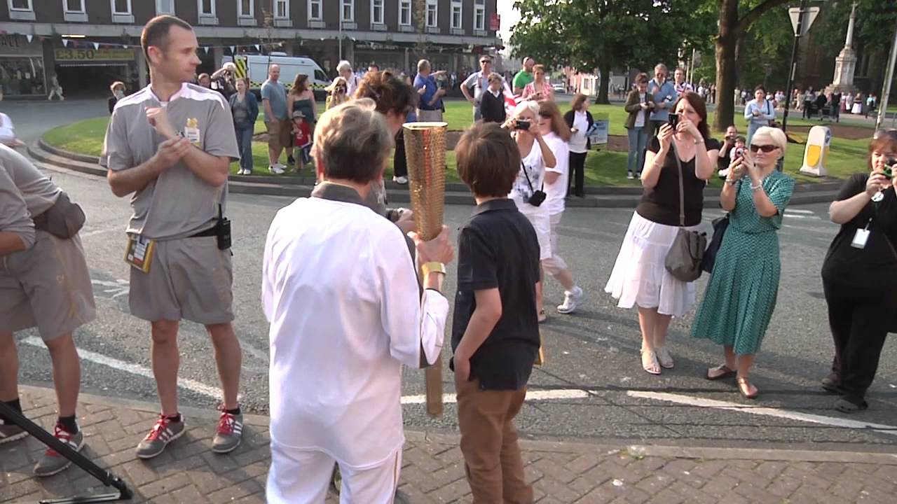 Olympic Torch Relay 2012 Worcester Cathedral
