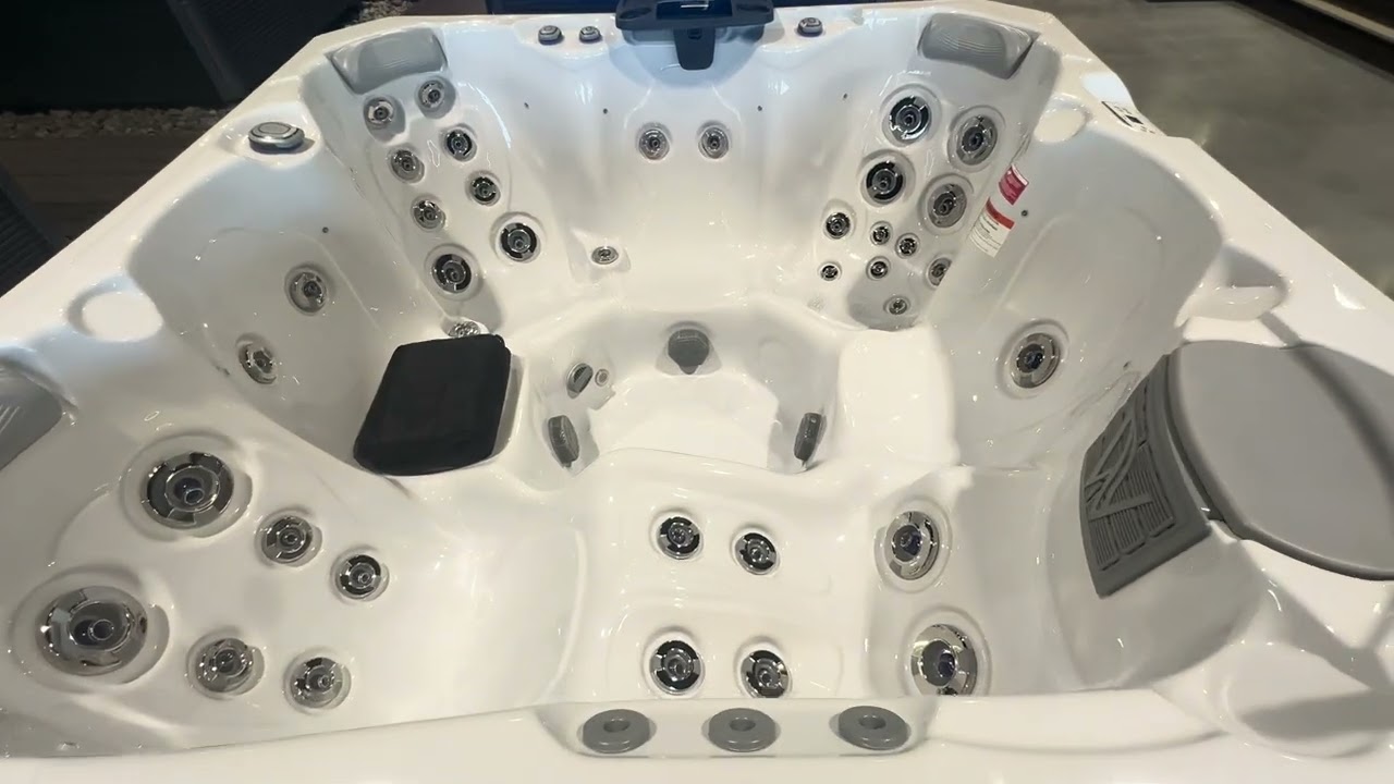 2024 Wellis New England Showroom Tour