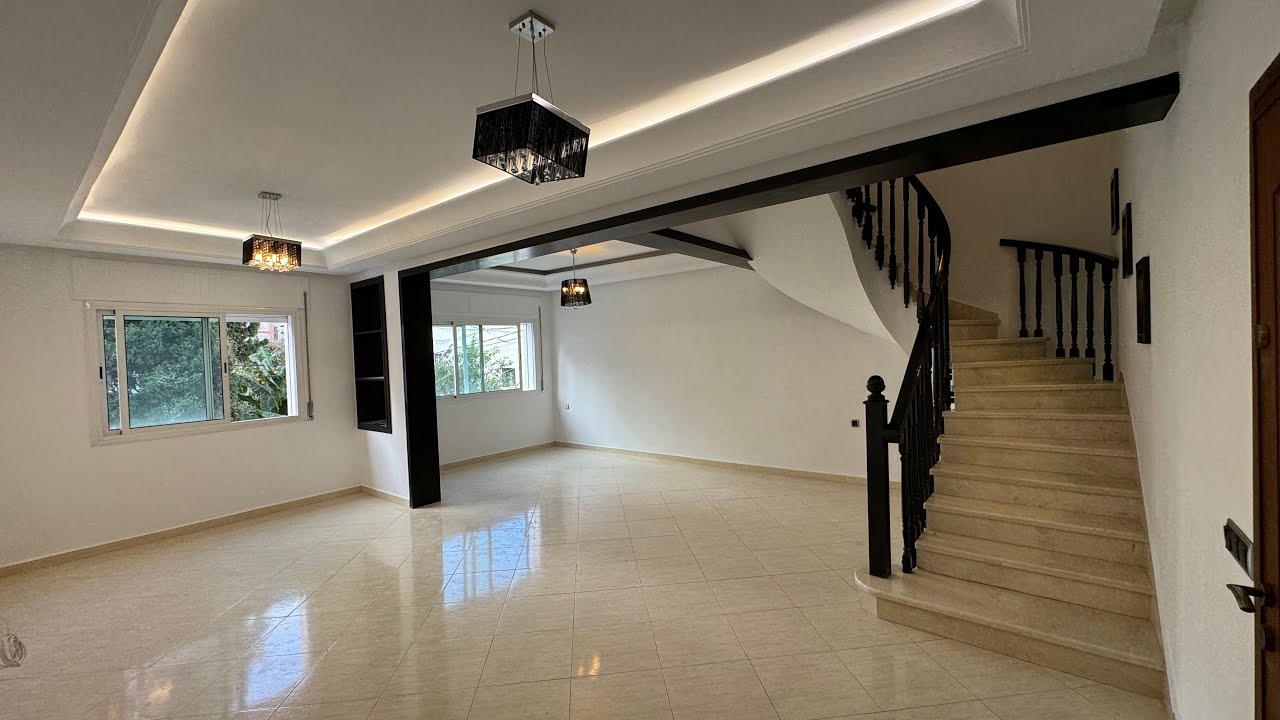 دوبلكس في قلب تطوان مع مرآب خاص 0776548815