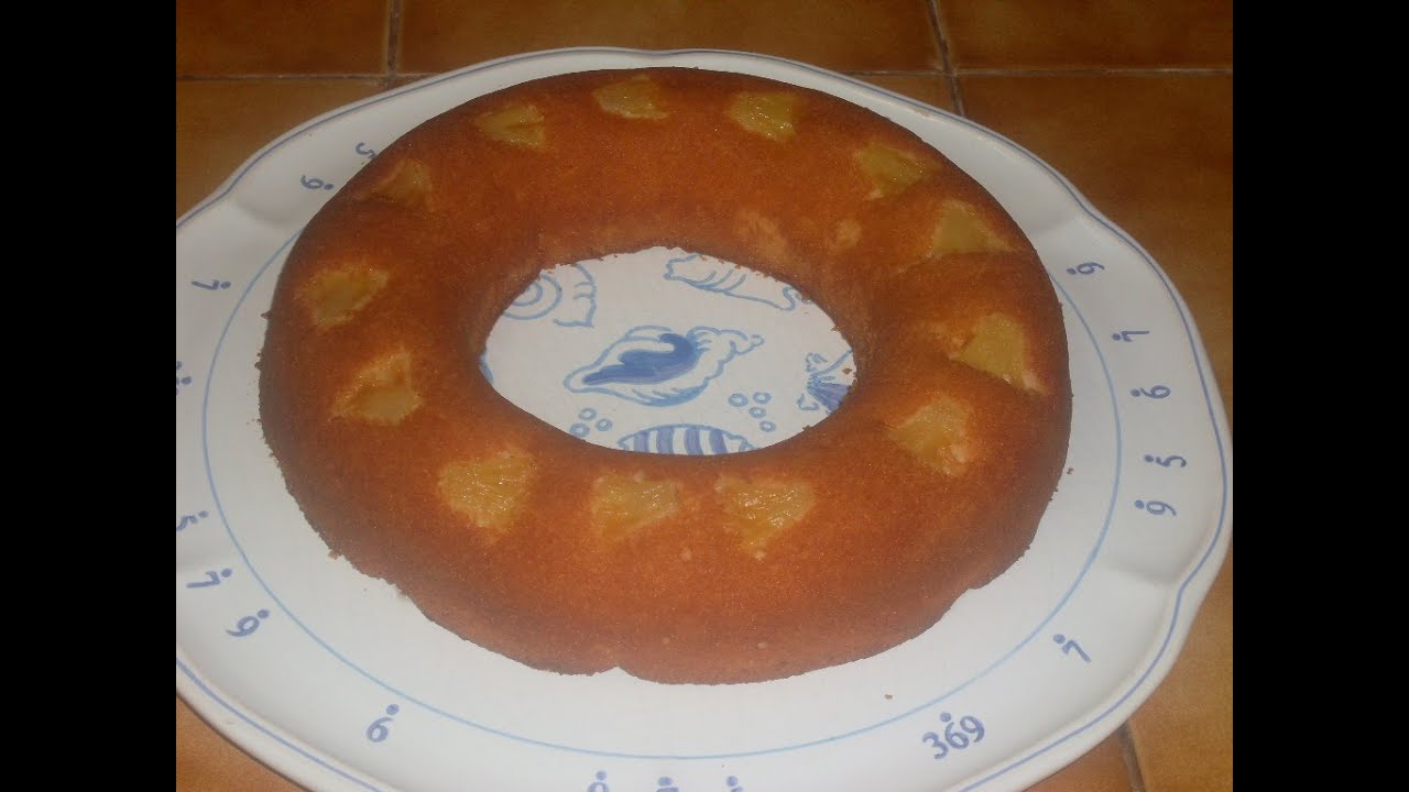Comment faire un gâteau à l'ananas façon baba - RECETTE gâteau à l'ananas