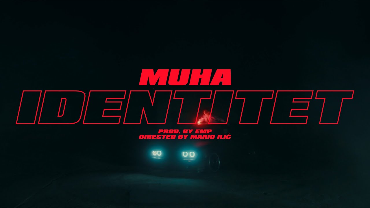 Macha Ravel - Identitet