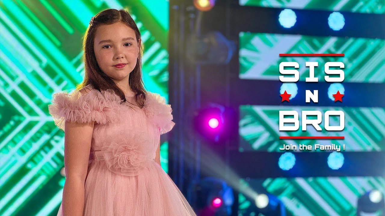 Azalia Ceariev (SIS N BRO) - The Greatest (Sia cover)