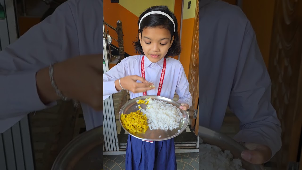 Beti ko aaj school 🎒📚 nahi jana hai#Kritikachannel#Shorts#school#maa#funny