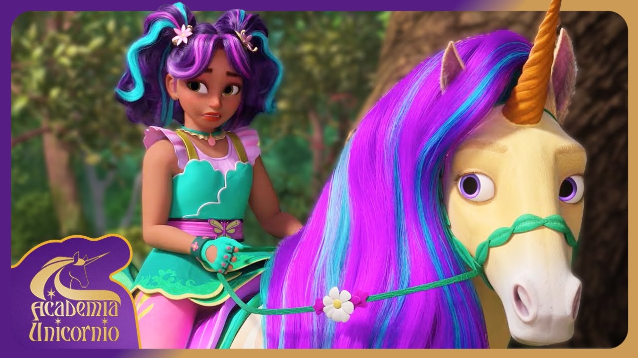 Ava está com muito medo de abrir a porta mágica secreta | Academia Unicórnio 🦄🌈