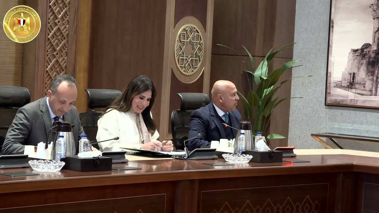 رئيس الوزراء يستعرض جهود تعظيم الاستفادة من الخامات التعدينية والمحجرية بمصر