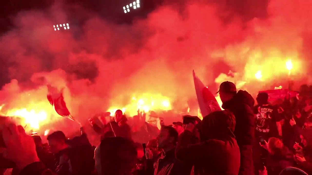 Ultra Hardcore - F-Side is niet makkelijk