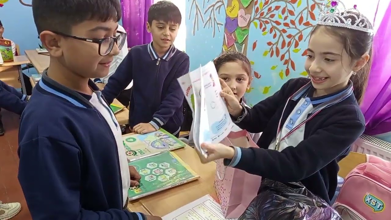 SECRET SANTA. IV SİNİF