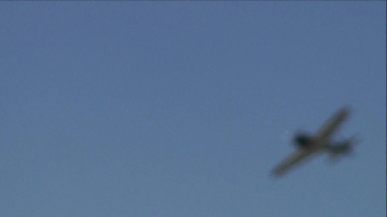 Dog Fight F6F Hellcat vs. A6M Zero