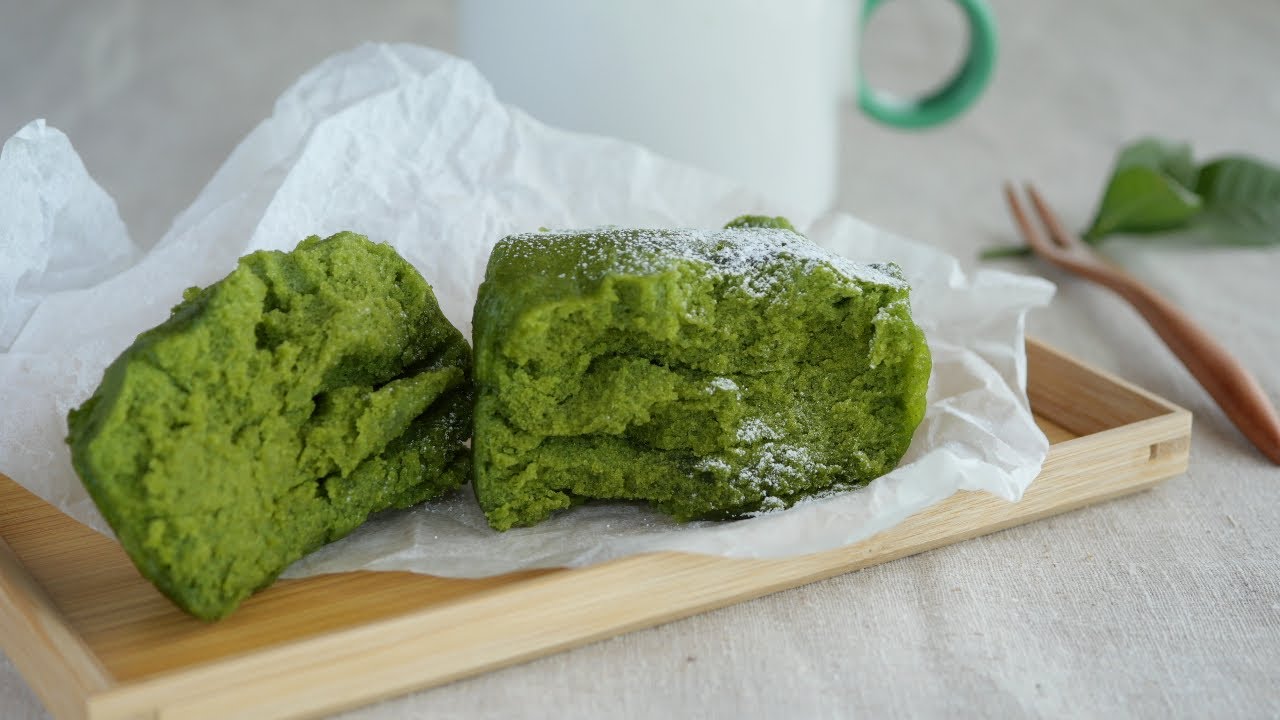 【卵も牛乳なしでもめっちゃうま♡米粉抹茶パン】ぐるぐる混ぜてチンするだけ♪| Rice flour  Matcha Bread
