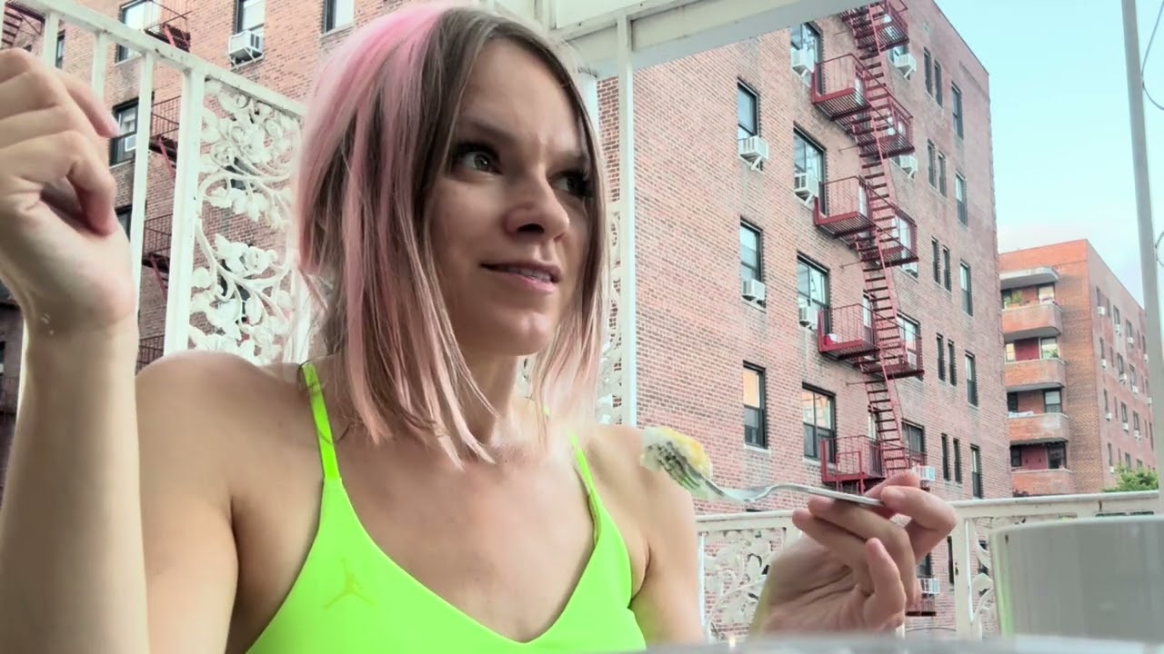 Williamsburg. Маркет. Наша еда. Косметика