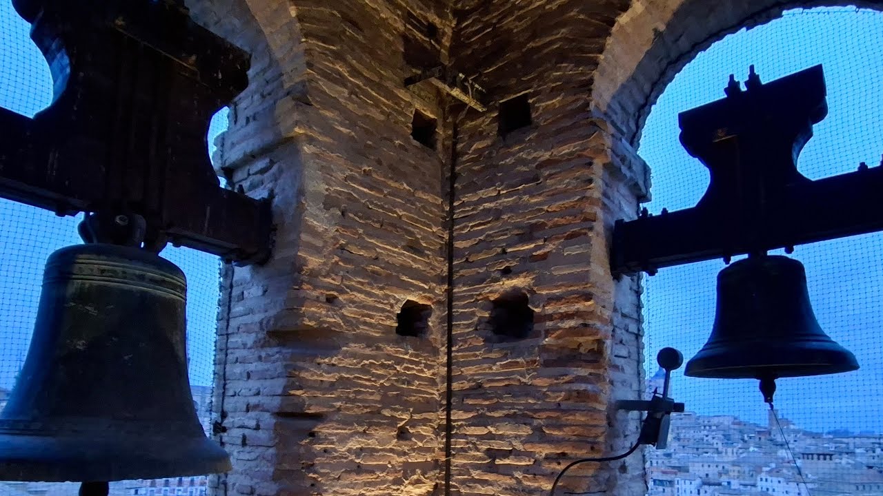 Ensayos de toque festivo de campana - Iglesia de San Andrés (TOLEDO)