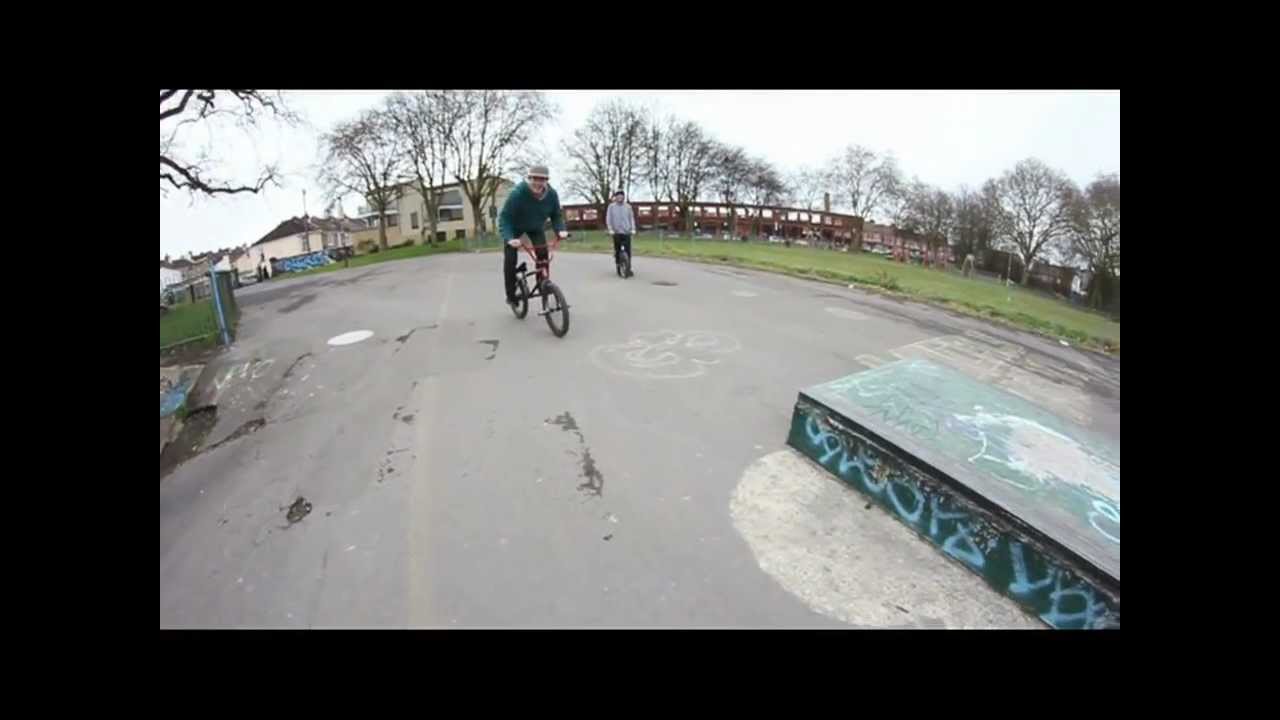 Y.A.H F64 - Dom Newton