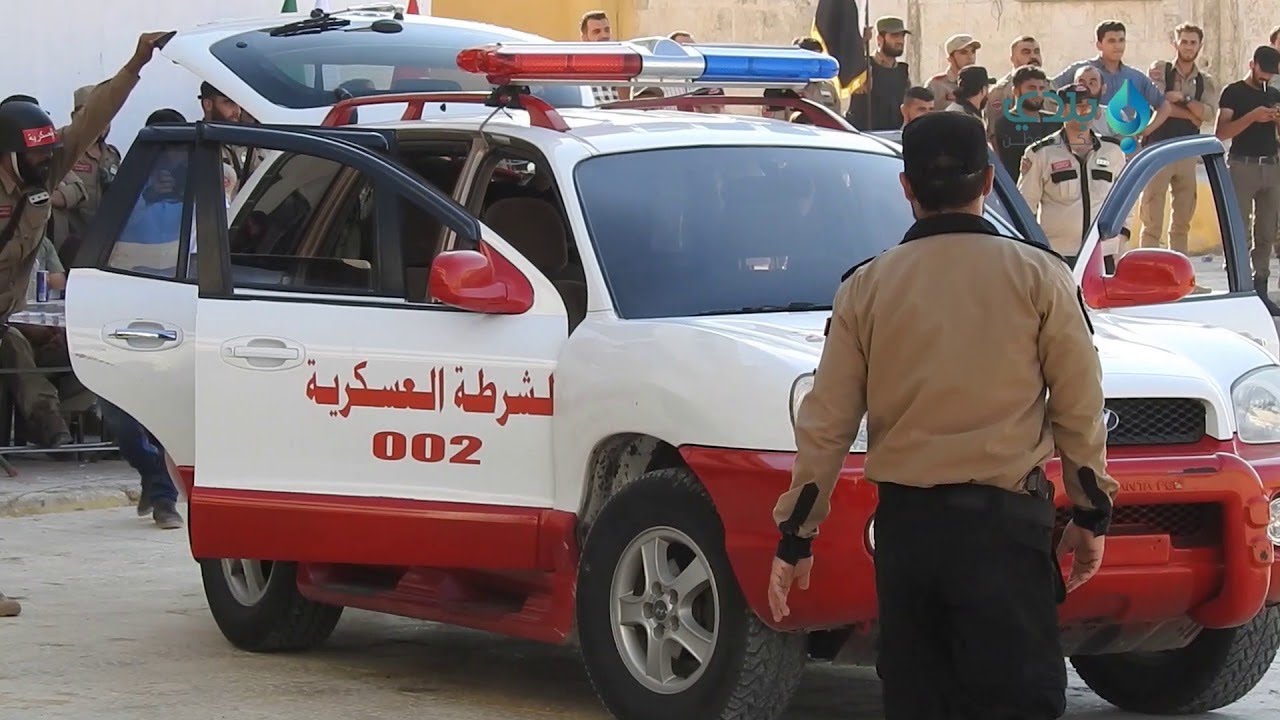 عنصر من الشرطة العسكرية يهاجم صيدلية في اعزاز بوحشية | لم الشمل