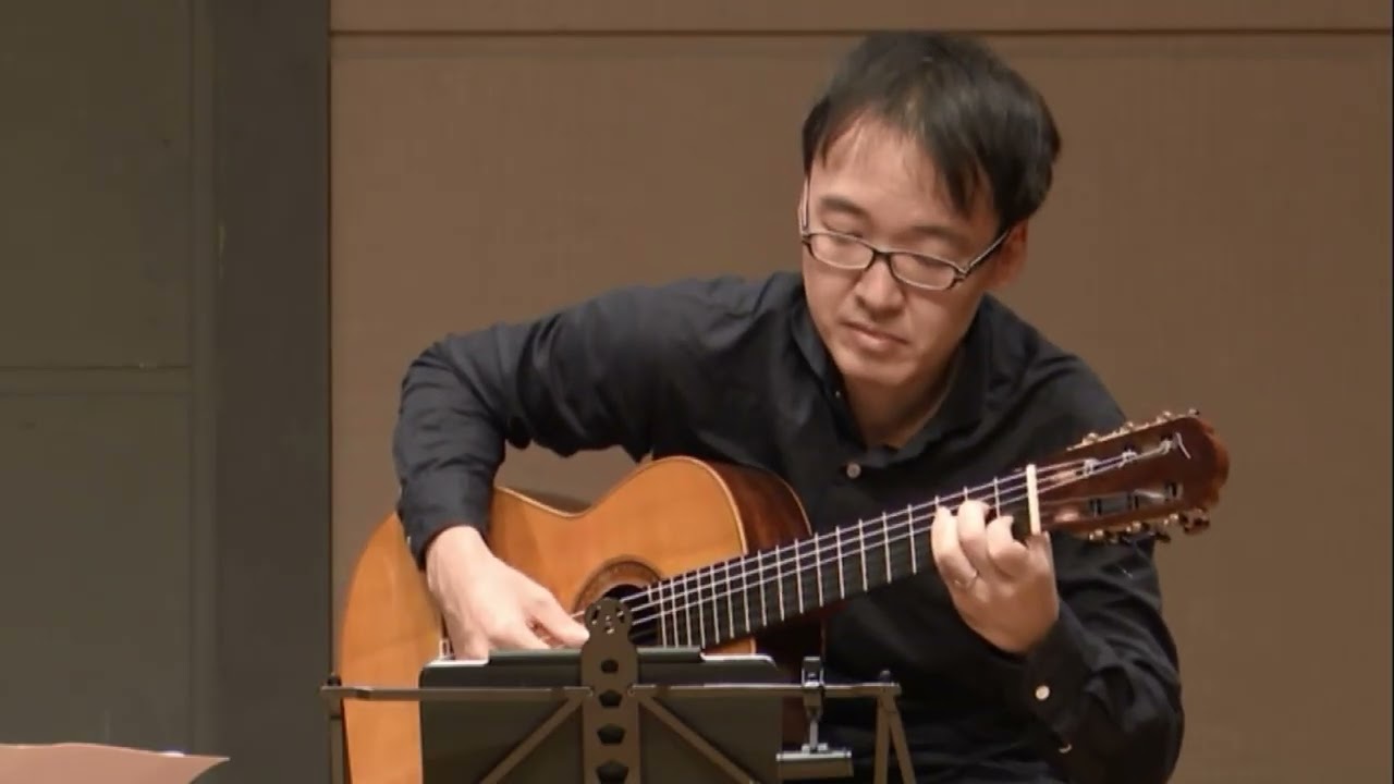 楽曲名：終わりのない愛：山中芳郎　　北の旅人：弦哲　也（山中編）　　ロマンス（禁じられた遊び）：ルビーラ（山中編）　演奏：山中商店デュオ（坂場圭介・山中芳郎）　研究発表演奏会より