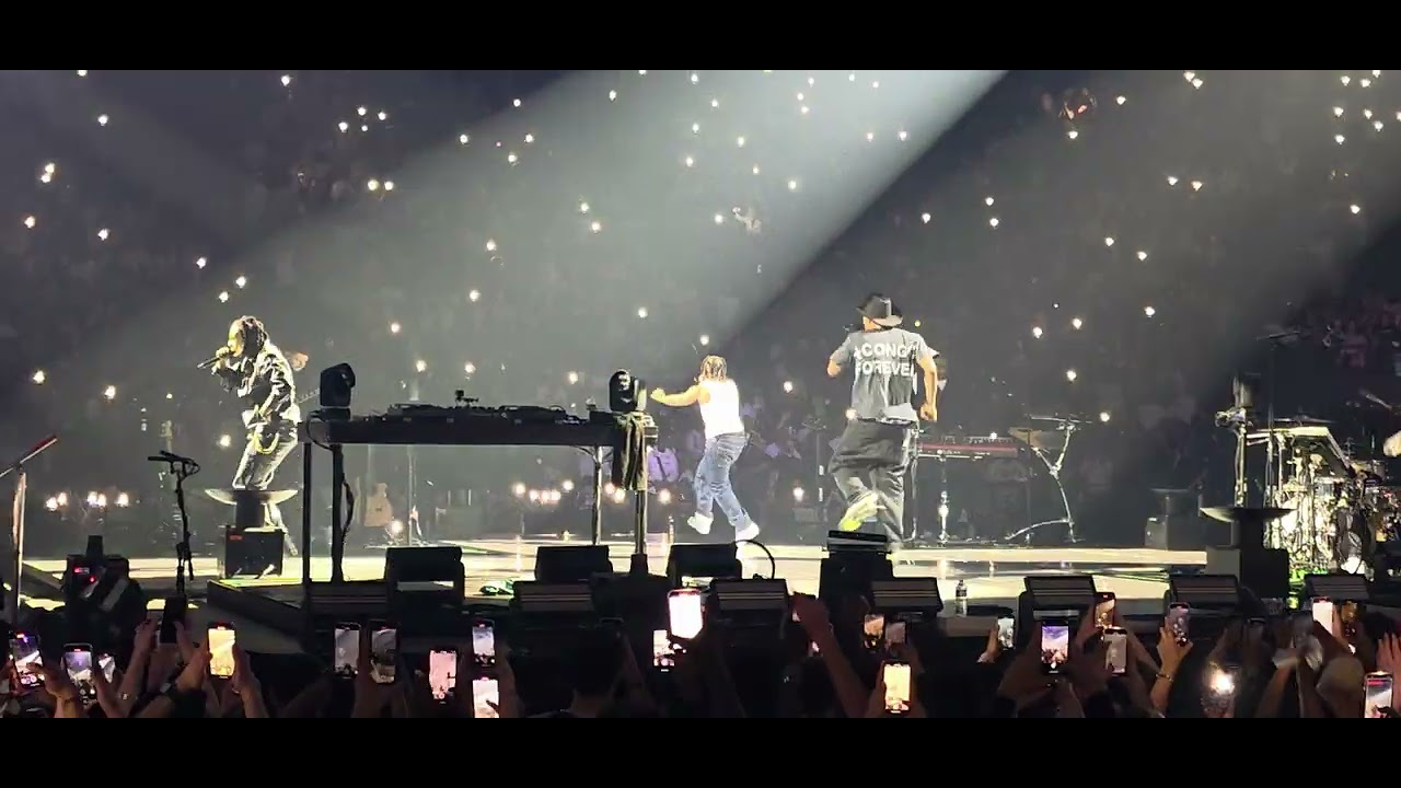 Ma Gasolina -TIAKOLA - M3LO WORLD TOUR - Accor Arena Bercy Paris - 27 Mars 2025