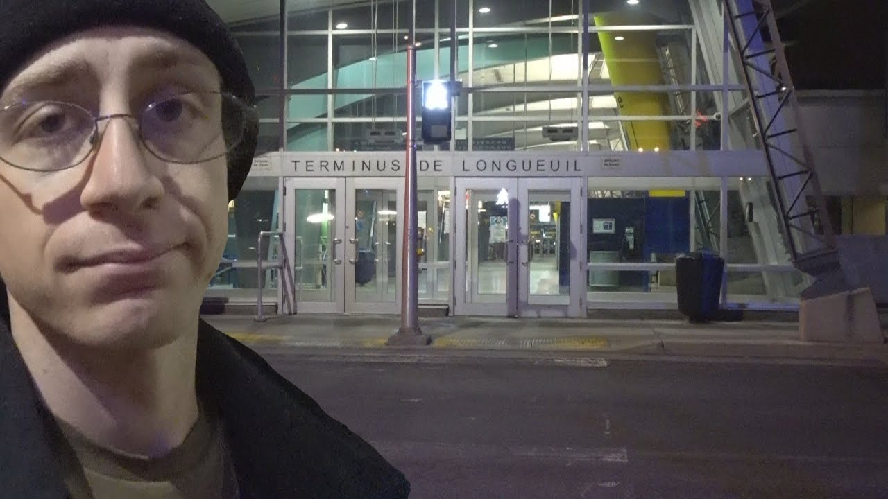 Une nuit au Terminus de Longueuil-Université-de-Sherbrooke