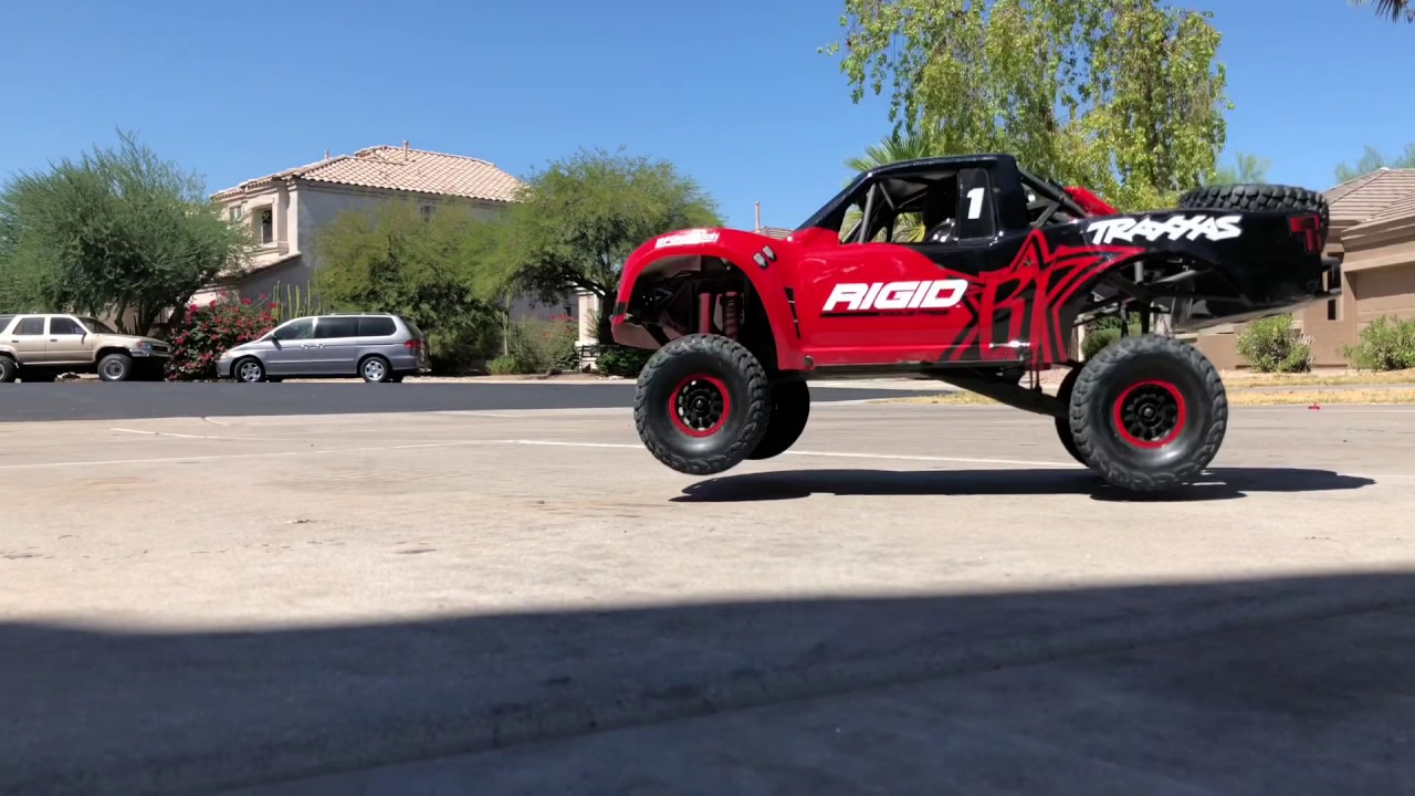 Traxxas UDR scale driving realism edit