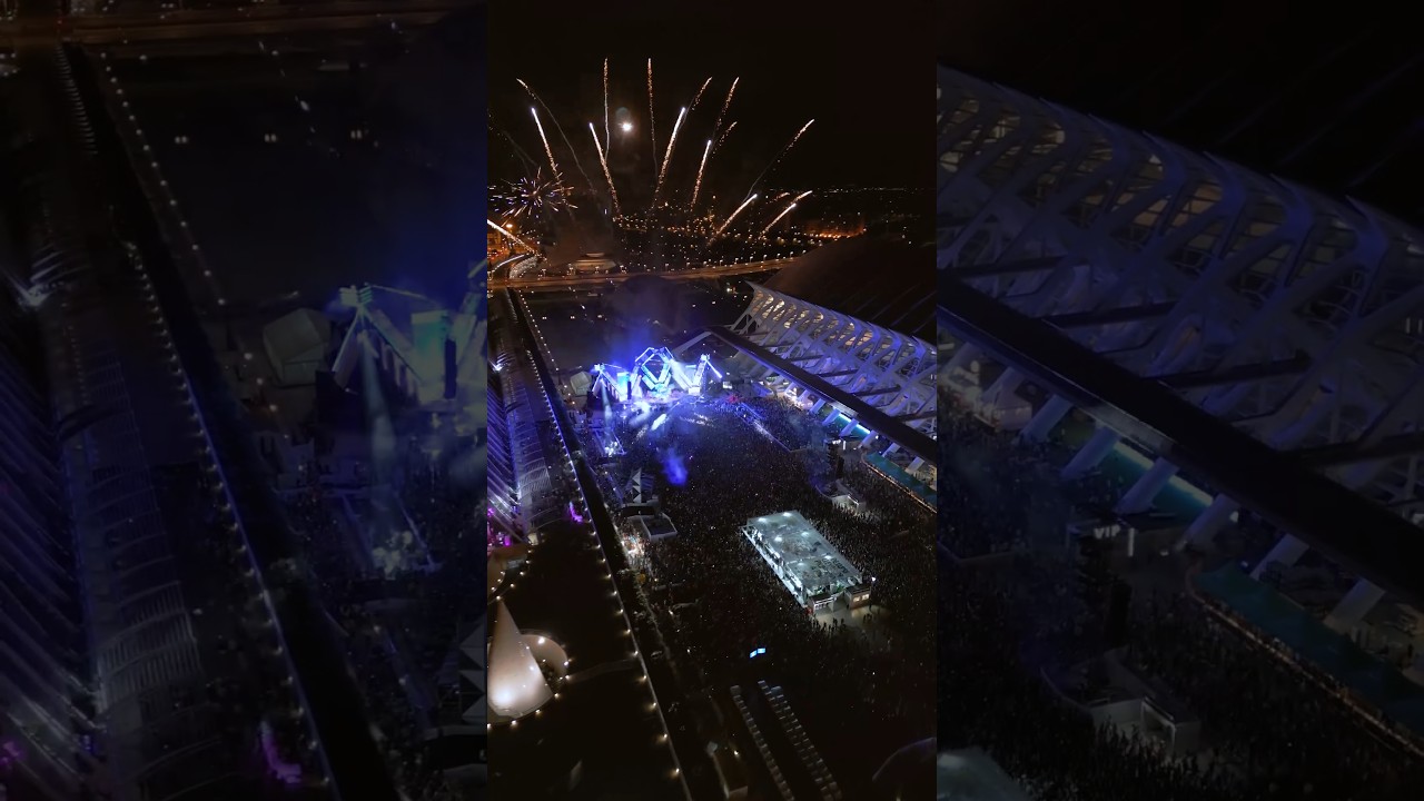 Festival M&uacute;sica de los 90s en Ciudad de las Artes y las Ciencias de Valencia . #shorts #valencia