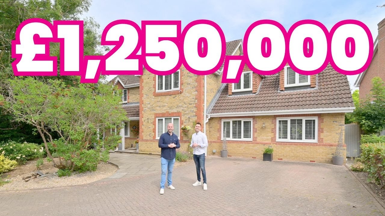 You won't believe the home office and primary suite in this Wokingham home!