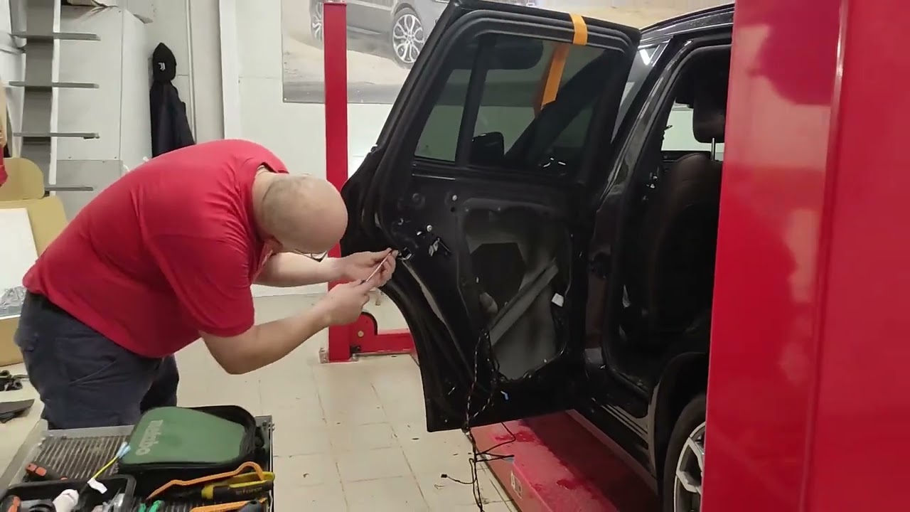 Автоматические доводчики дверей BMW X3 G01