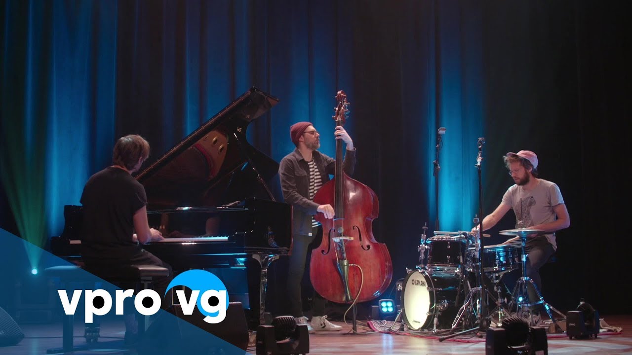 Colin Vallon Trio - Colin Vallon/ Smile (live @TivoliVredenburg Utrecht)