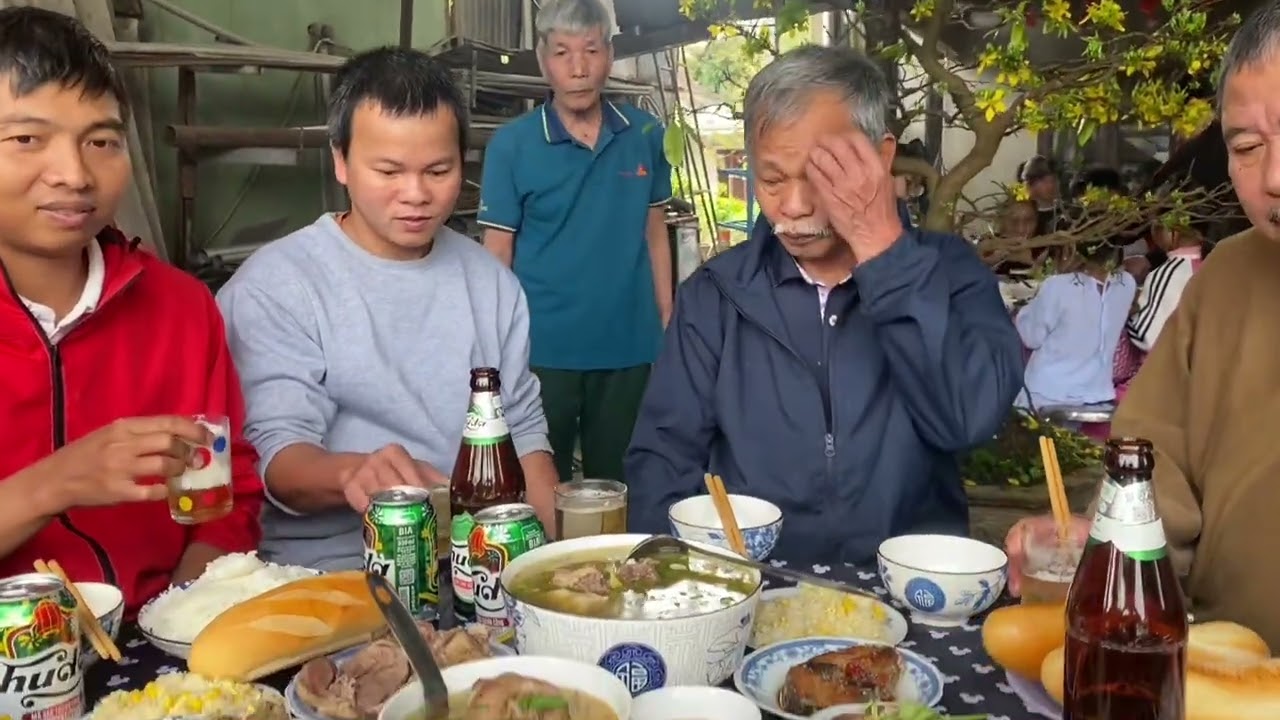 Mâm cúng tất niên cuối năm ở Huế 