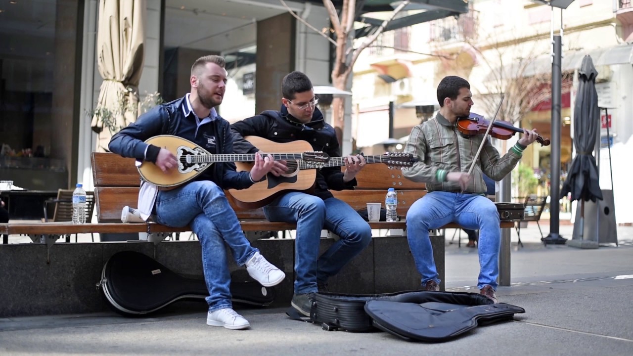 Thessaloniki Street Musicians a.k.a. Χάσμα Γενεών - Ανδρομέδα/Ψίθυροι καρδιάς
