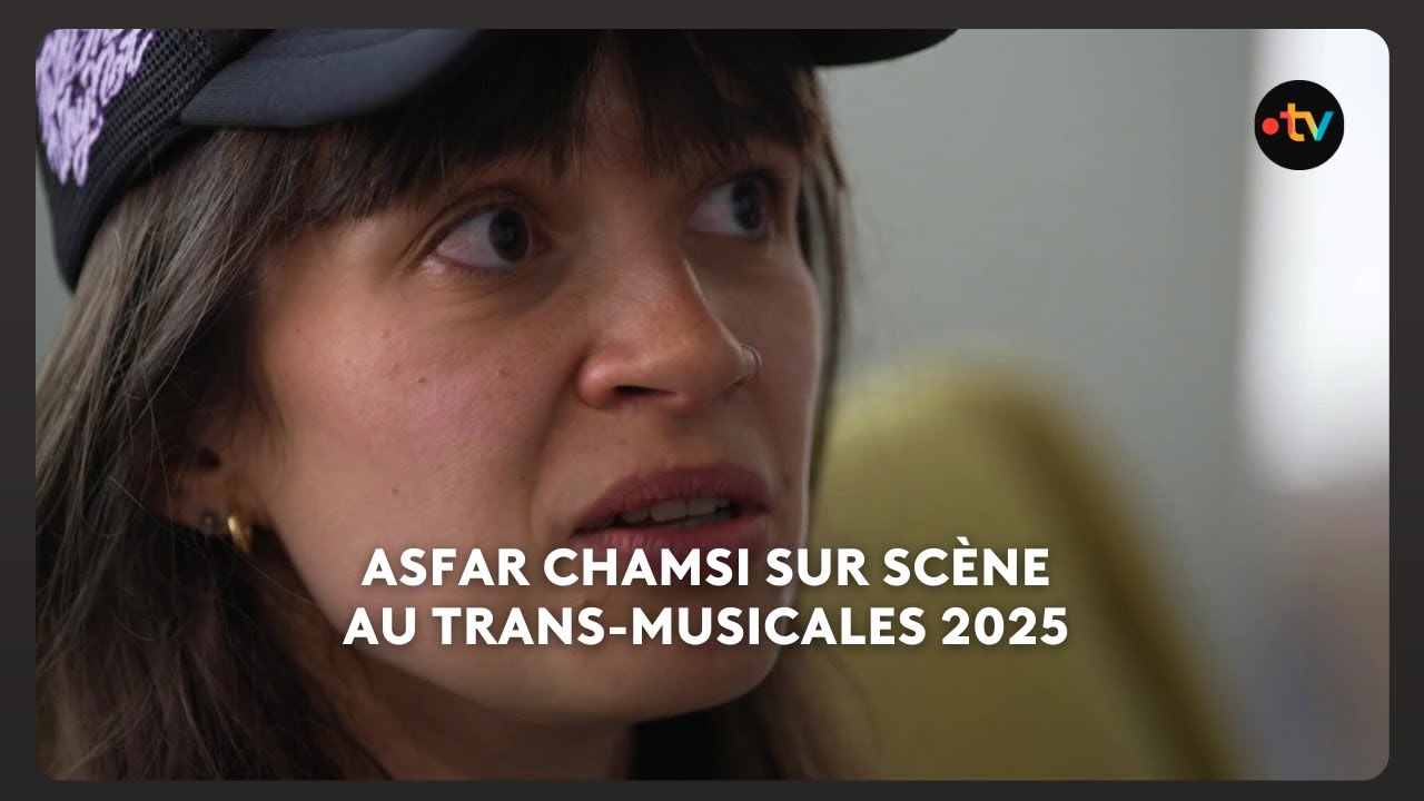 Asfar Shamsi sur sc&egrave;ne pour le top d&eacute;part des Trans-Musicales 2025 &agrave; Rennes