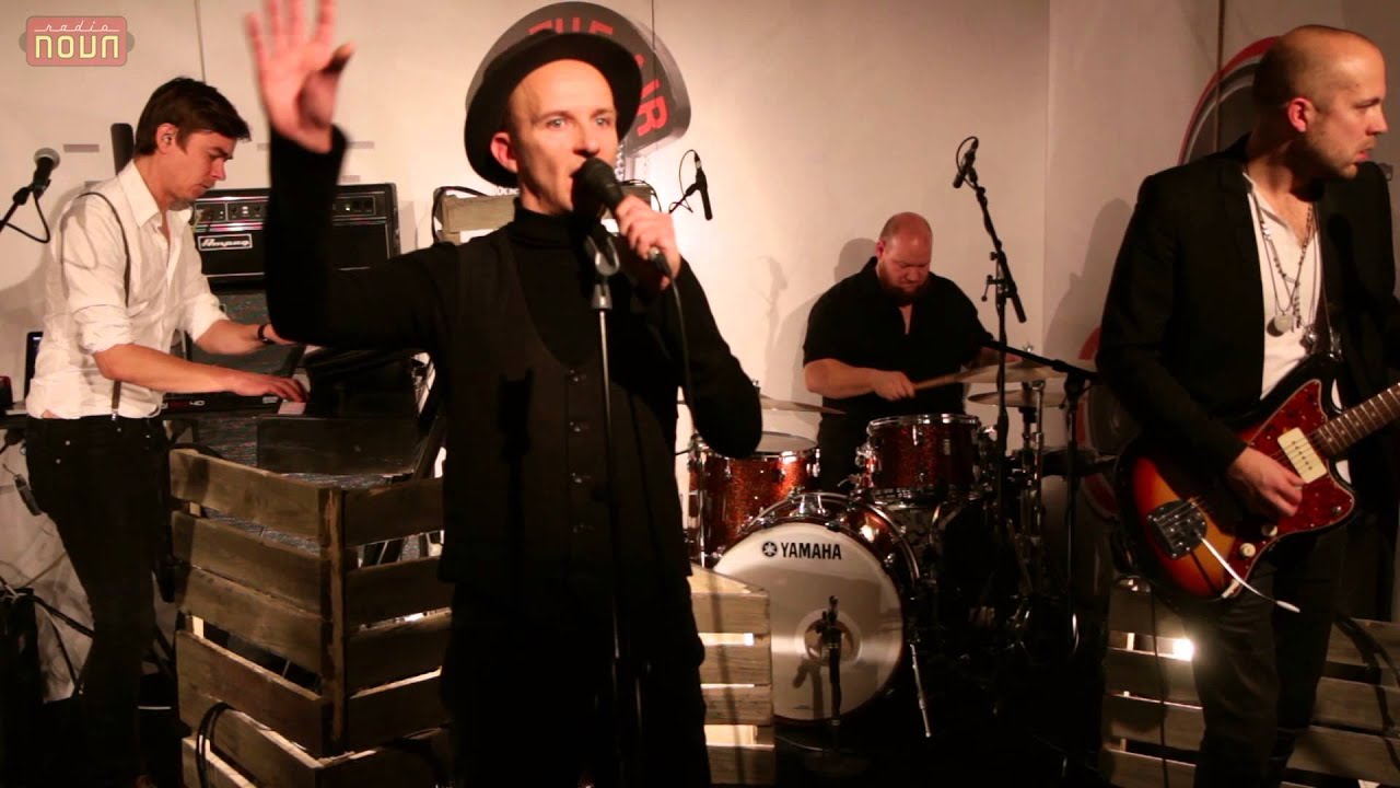 Samuli Putro - Olet puolisoni nyt (Live @ Nova Stage)