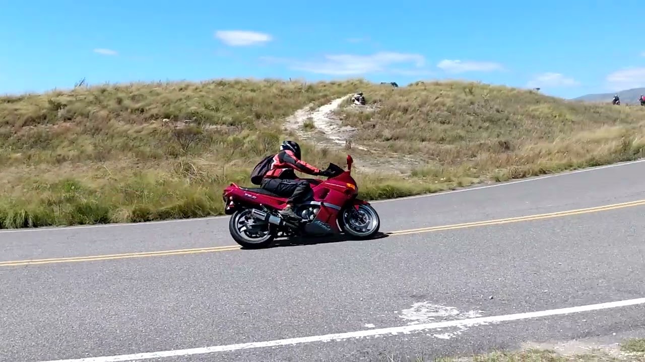 Motos en camino de Copina