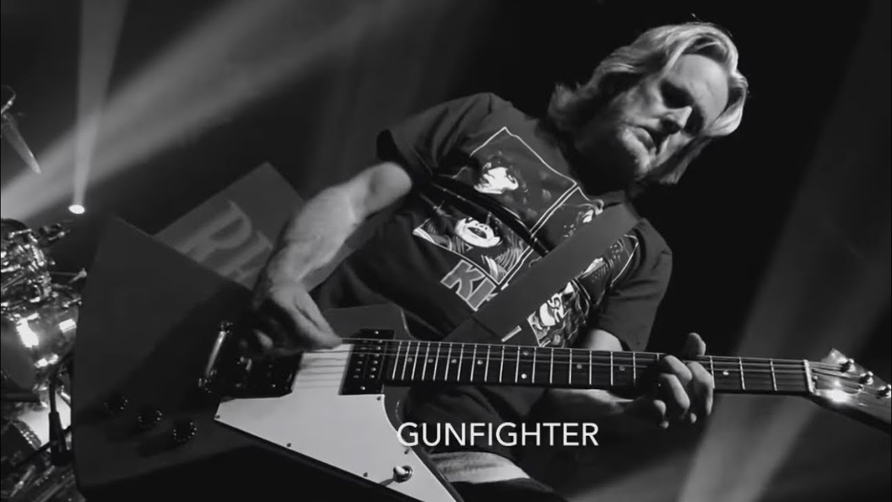 REVMATIC - Gunfighter- Live Video - B&W