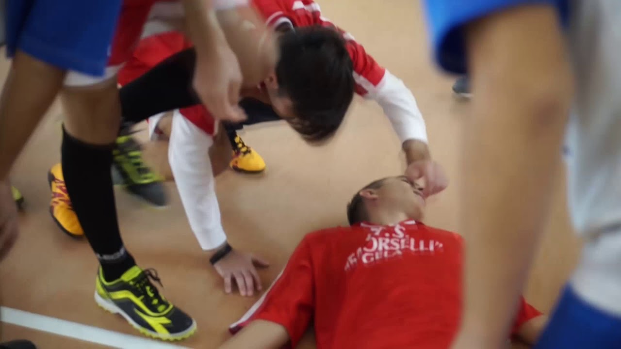 PROGETTO DEFIBRILLATORE I.T.I.S. MORSELLI IN COLLABORAZIONE CON LA CROCEROSSA ITALIANA!!!!