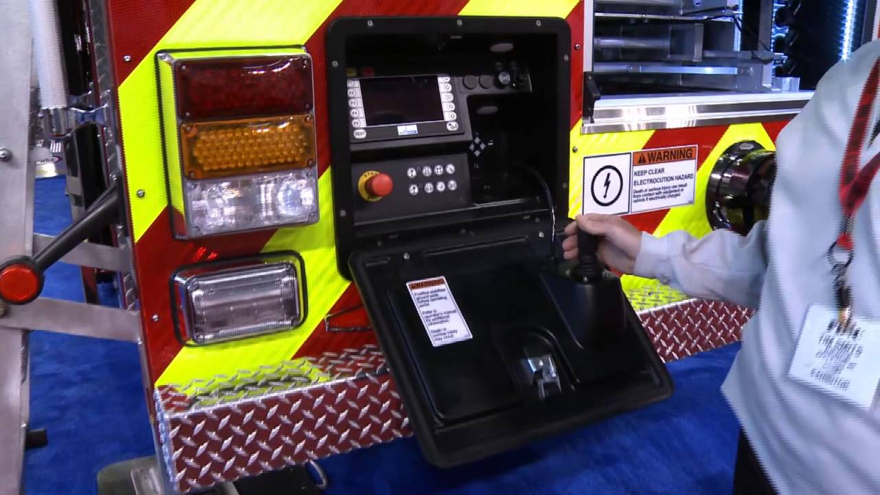 116' Pierce Bronto Skylift - FDIC 2013