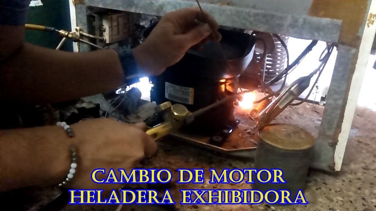 bambi exhibidora motor ruidoso...cambio de compresor...subenfriamiento y sobrecalentamiento
