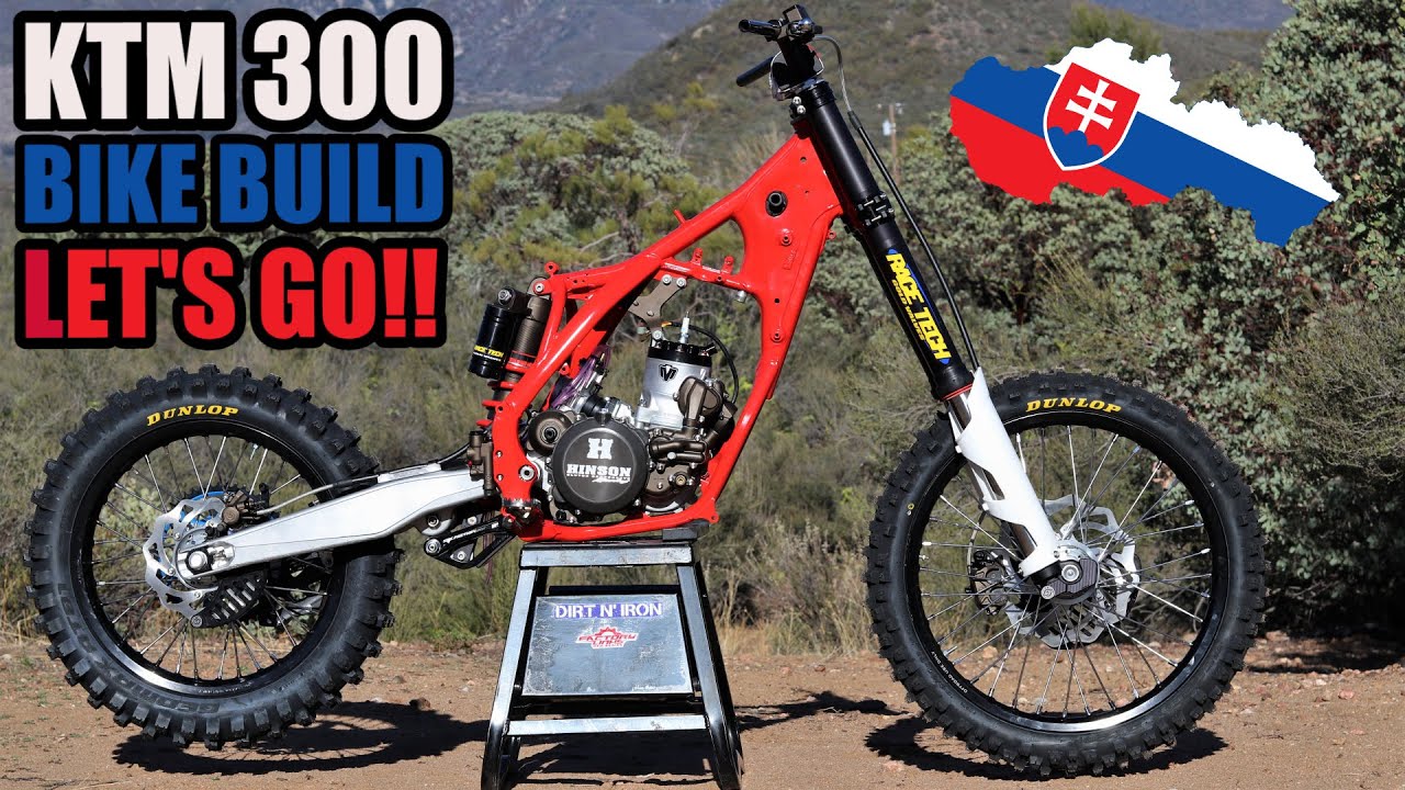 Сборка мотоцикла для мотокросса KTM 300 XC
