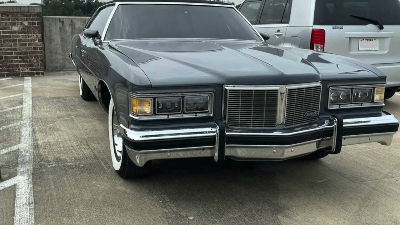 1976 Pontiac Bonneville