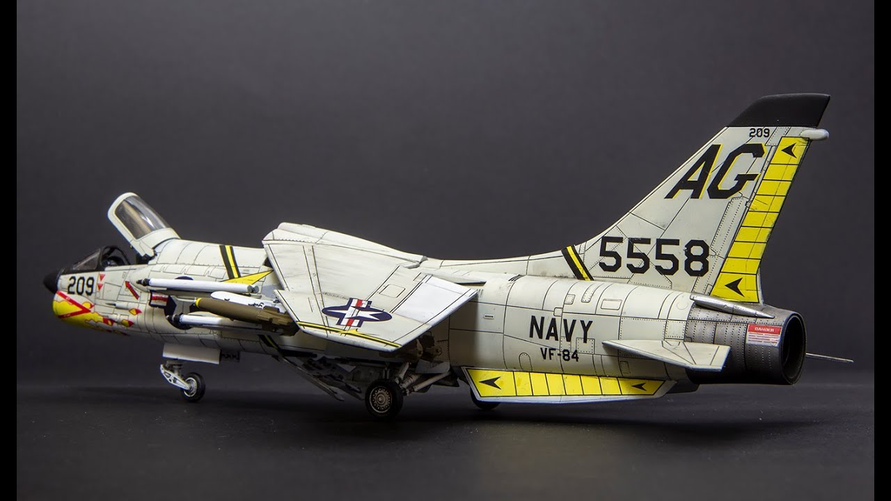 VOUGHT F-8 Crusader US NAVY 1:72 ACADEMY Full Video Build