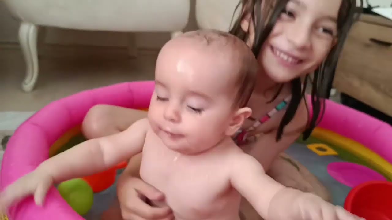 OLAMAZ EVİN ORTASINA HAVUZ KURDUK !! MASAL EV SU İÇİNDE KALICAK HAVUZ TAŞTI MI ?!