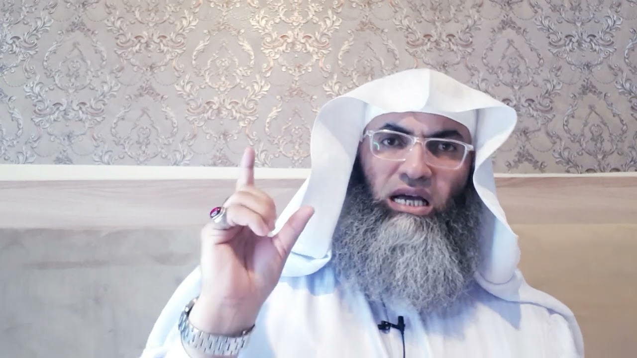 هل الإفرازات المهبلية طاهرة...؟ #فتاوى_نسائية