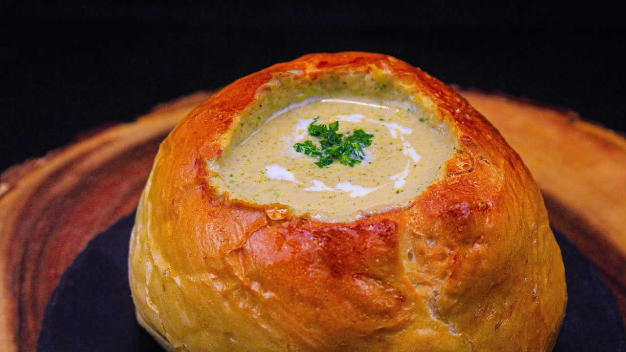 Creamy mushroom and broccoli soup in bread bowl / Bread bowl recipe/ winter series Episode -2
