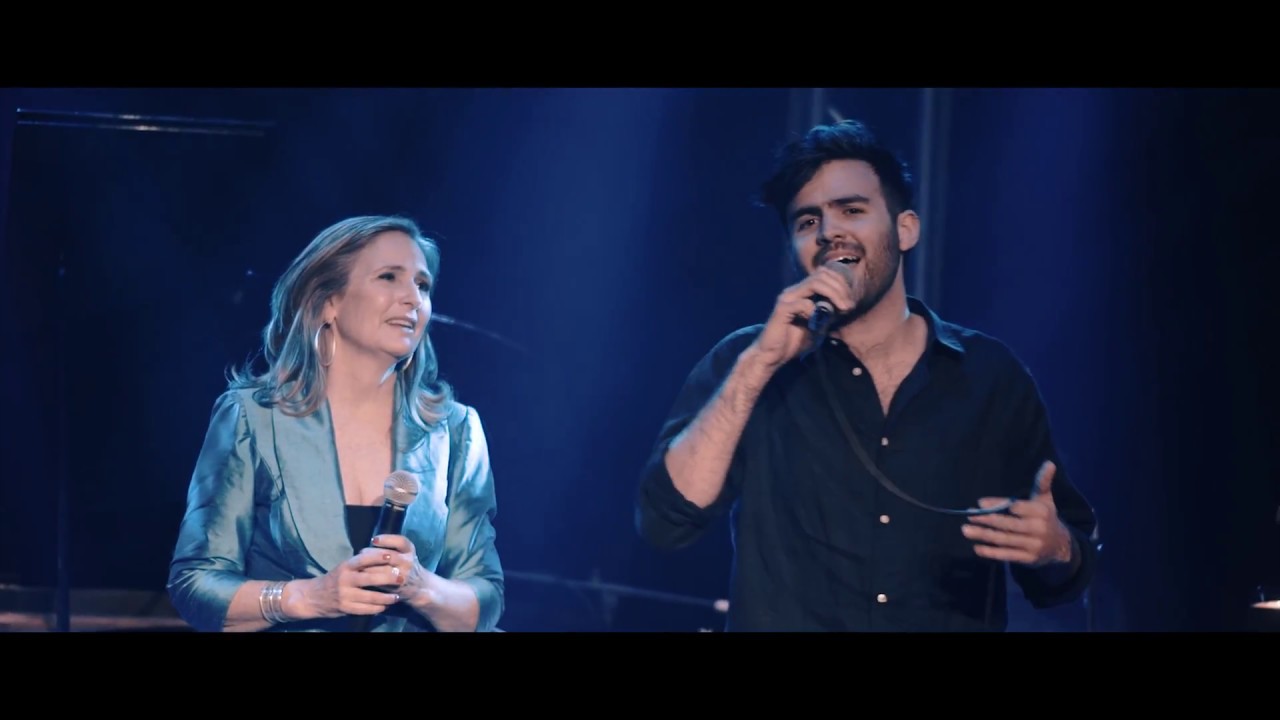 Cecilia Echenique con Benjamín Walker - Porque Siempre hay Tiempo (En vivo)